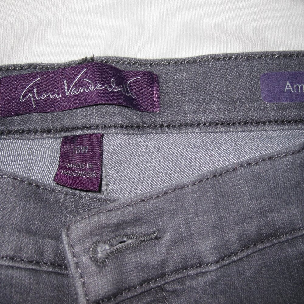 Gray Amanda Gloria Vanderbilt Jeans - Picture 2 of 3